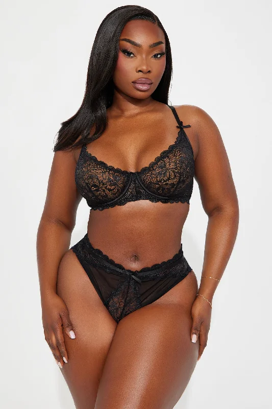 The Best View Lace 2 Piece Set - Black